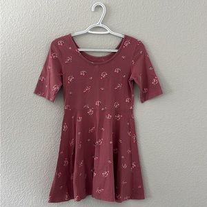 girl’s floral dress